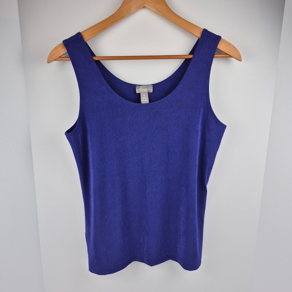 Travelers by Chico's Tank Top Sz 1 Hepatica‎ Blue Knit Scoop Neck Sleeveless NWT